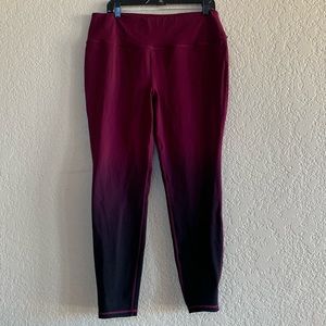 Torrid Active leggings.  Beautiful Burgandy Black hombre fabric.